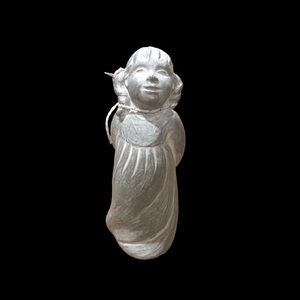 Isabel Bloom/Vintage/Cherub Girl holding present/1999/signed sculpture/concrete
